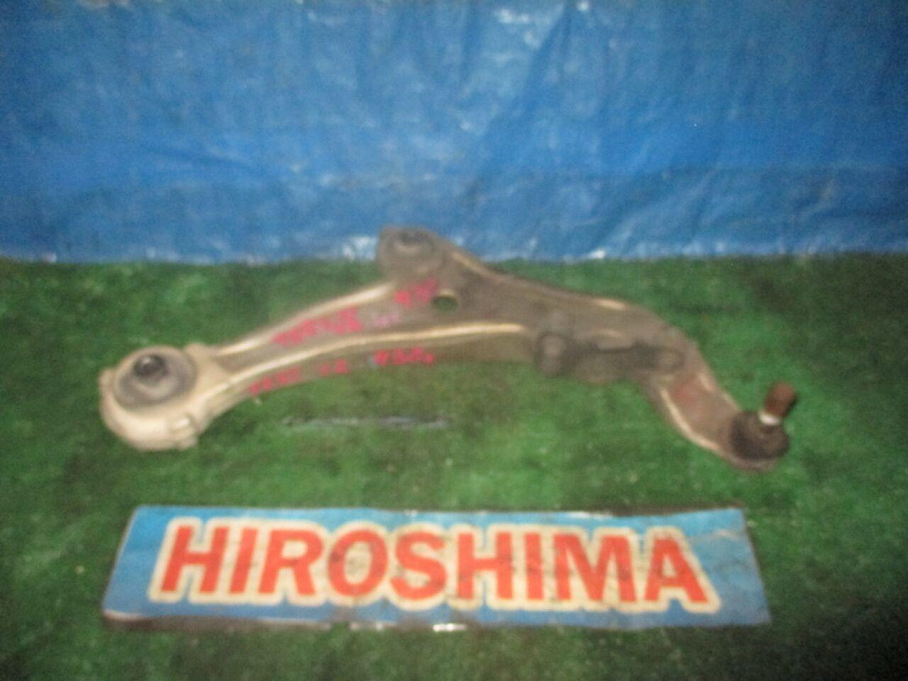 Рычаг правый передний нижний NISSAN ELGRAND TE52 1 ракурс