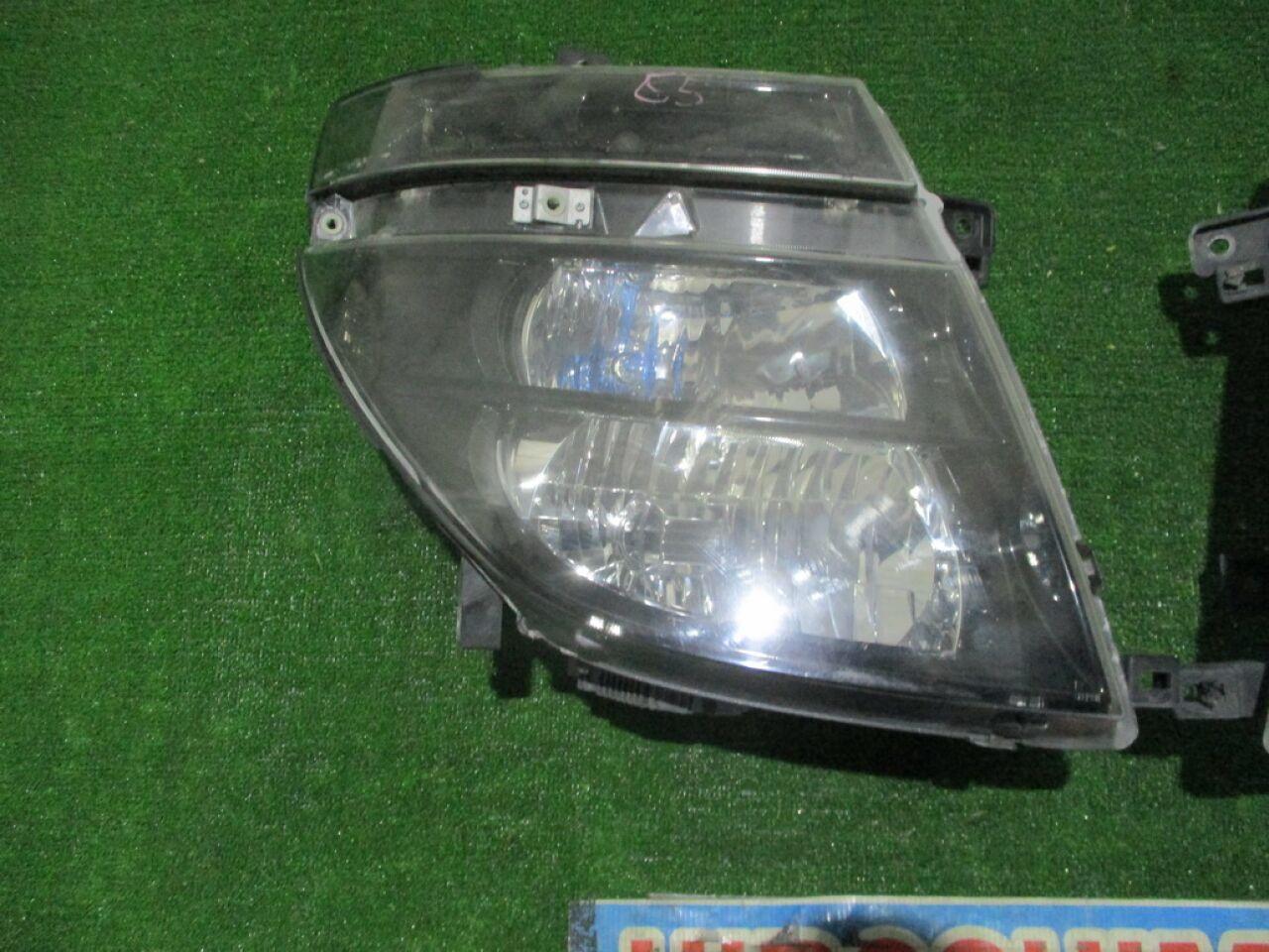 Фара NISSAN ELGRAND E51 100-24826XENON 2 ракурс