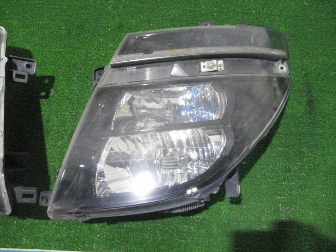 Фара NISSAN ELGRAND E51 100-24826XENON 3 ракурс