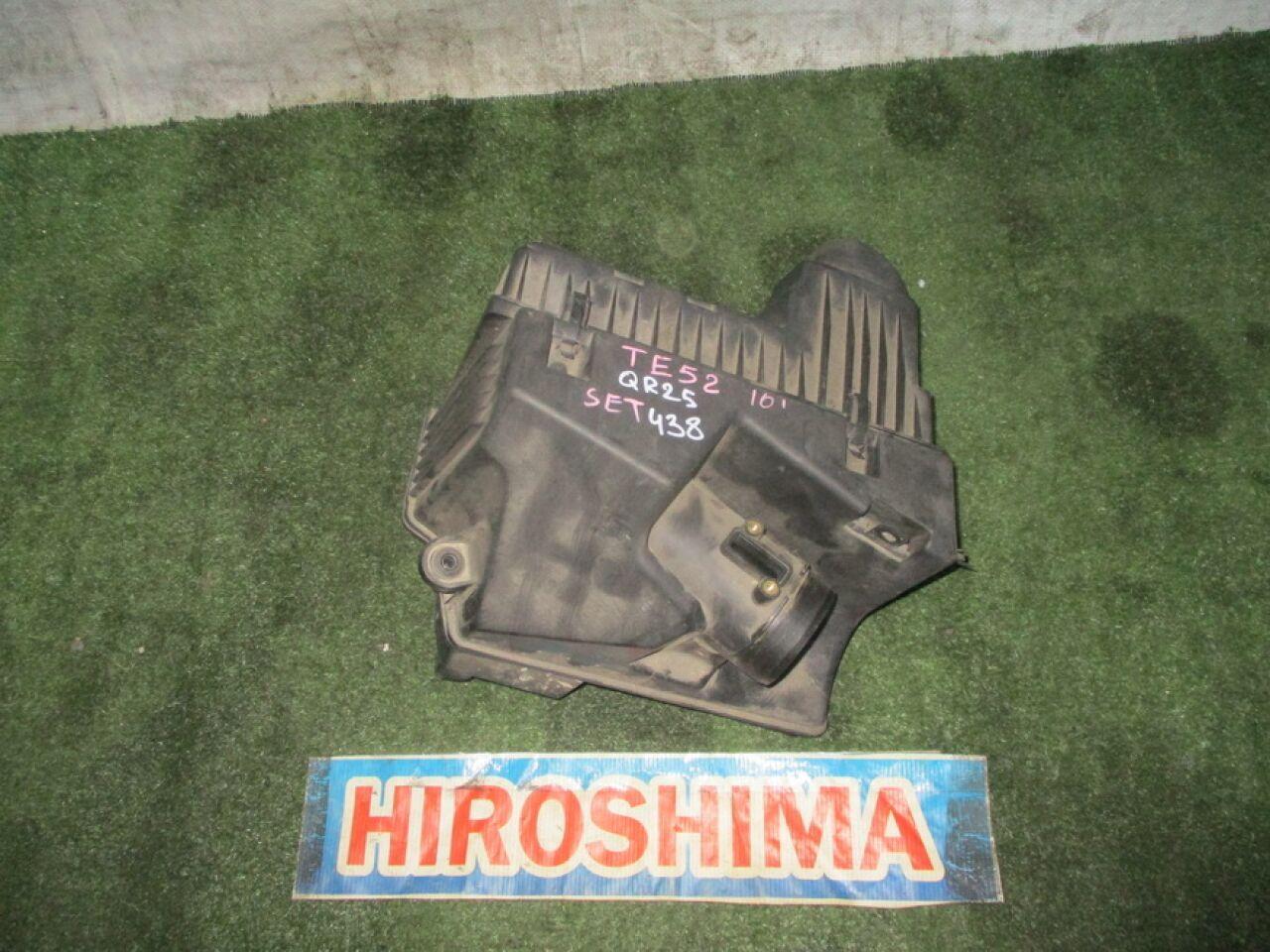 Корпус воздушного фильтра NISSAN ELGRAND TE52 QR25DE 1 ракурс