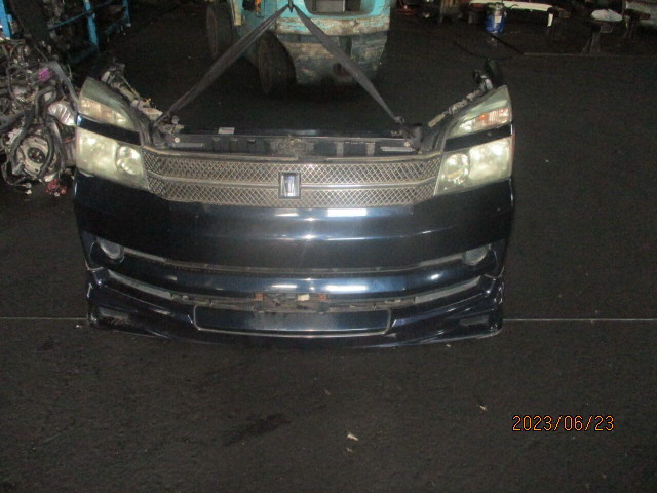 Nose cut TOYOTA VOXY AZR60 1AZ-FSE 28-182 1 ракурс