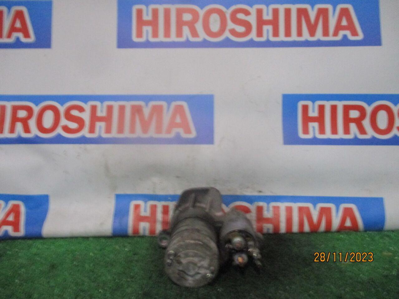 Стартер NISSAN SERENA C26 MR20DD 23300 1VA0C 5 ракурс