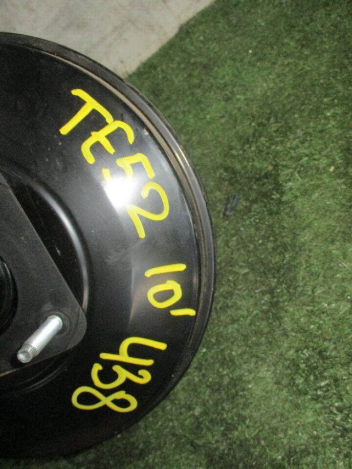 Главный тормозной цилиндр NISSAN ELGRAND TE52 2 ракурс