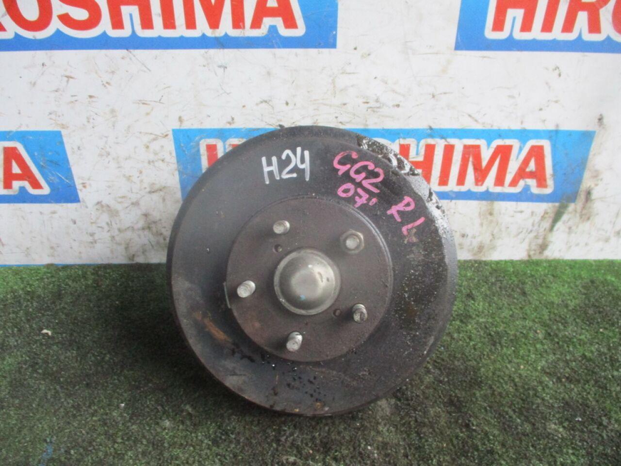 Ступица левая задняя SUBARU IMPREZA GG2 EJ152 ,2WD 1 ракурс Ступица левая задняя SUBARU IMPREZA GG2 EJ152 ,2WD 1 ракурс
