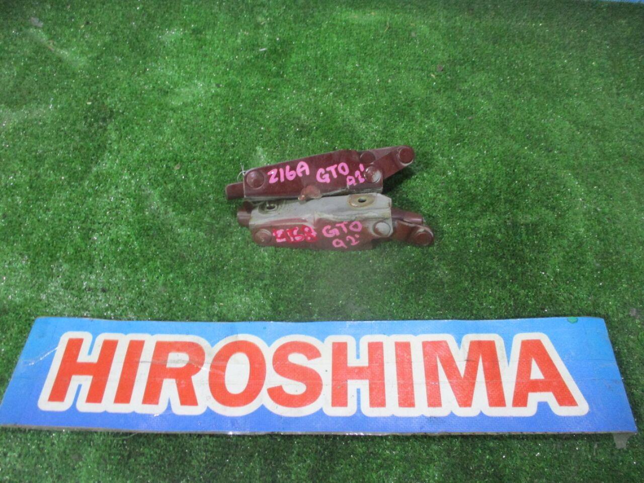 Петля капота MITSUBISHI GTO Z16A КОМПЛЕКТ 2 ШТ 1 ракурс