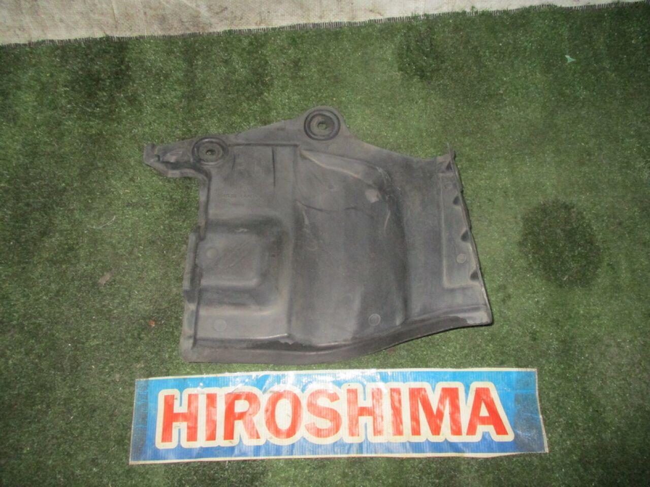 Защита двигателя правая передняя NISSAN ELGRAND TE52 64838 1AA0A 2 ракурс