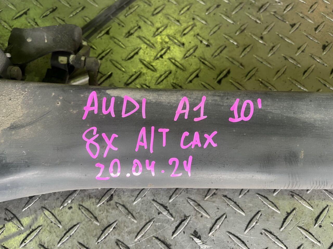 Балка подвески задняя AUDI A1 8X 2 ракурс Балка подвески задняя AUDI A1 8X 2 ракурс