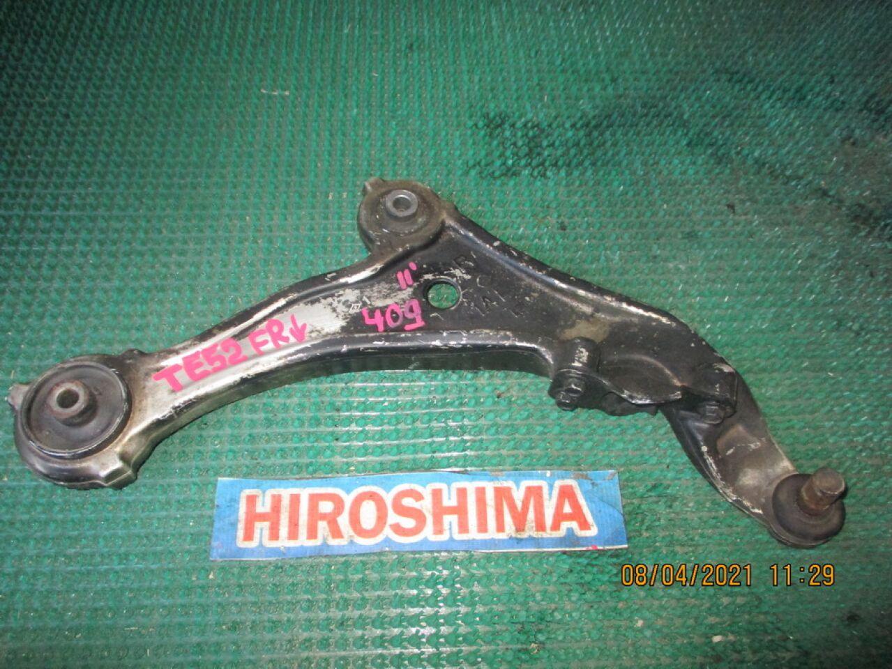 Рычаг правый передний нижний NISSAN ELGRAND TE52 1 ракурс