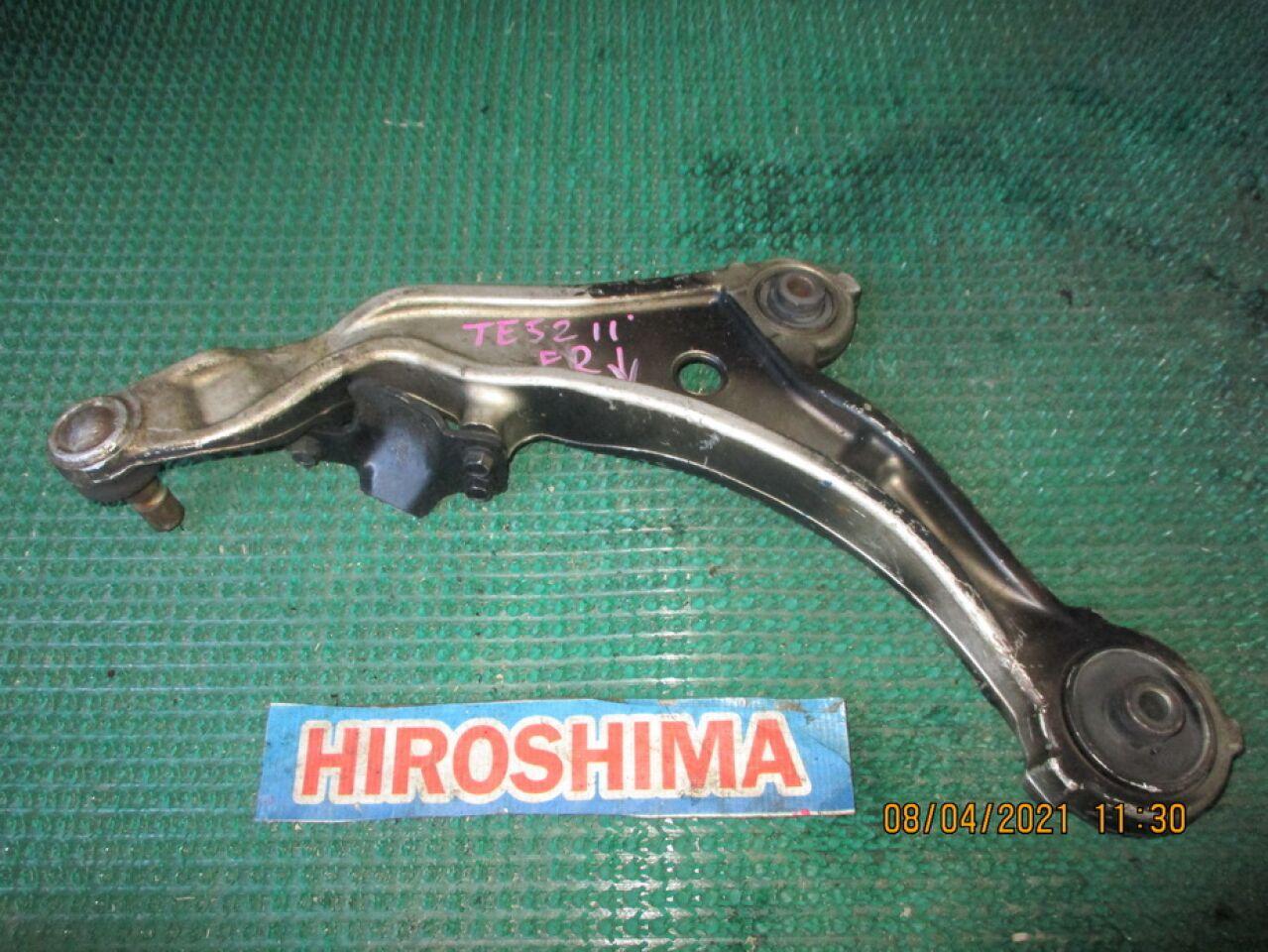 Рычаг правый передний нижний NISSAN ELGRAND TE52 4 ракурс