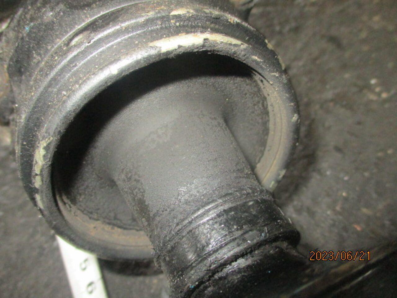 Карданный вал задний NISSAN ELGRAND NE51 VQ35DE 3 ракурс