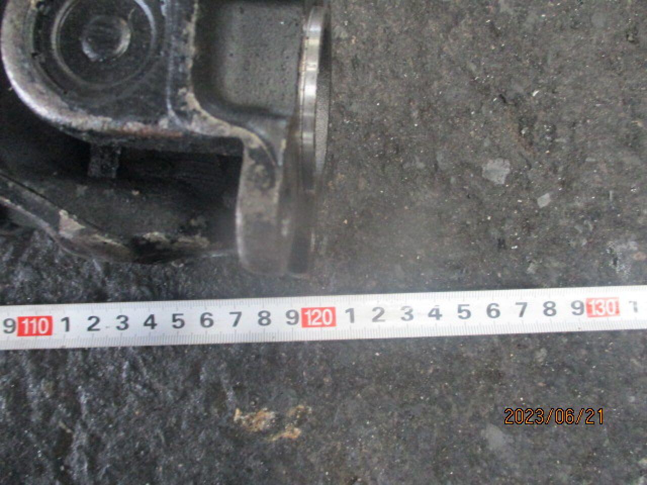 Карданный вал задний NISSAN ELGRAND NE51 VQ35DE 4 ракурс