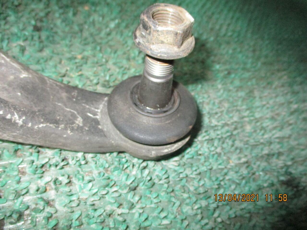 Рычаг правый задний верхний NISSAN ELGRAND TE52 3 ракурс