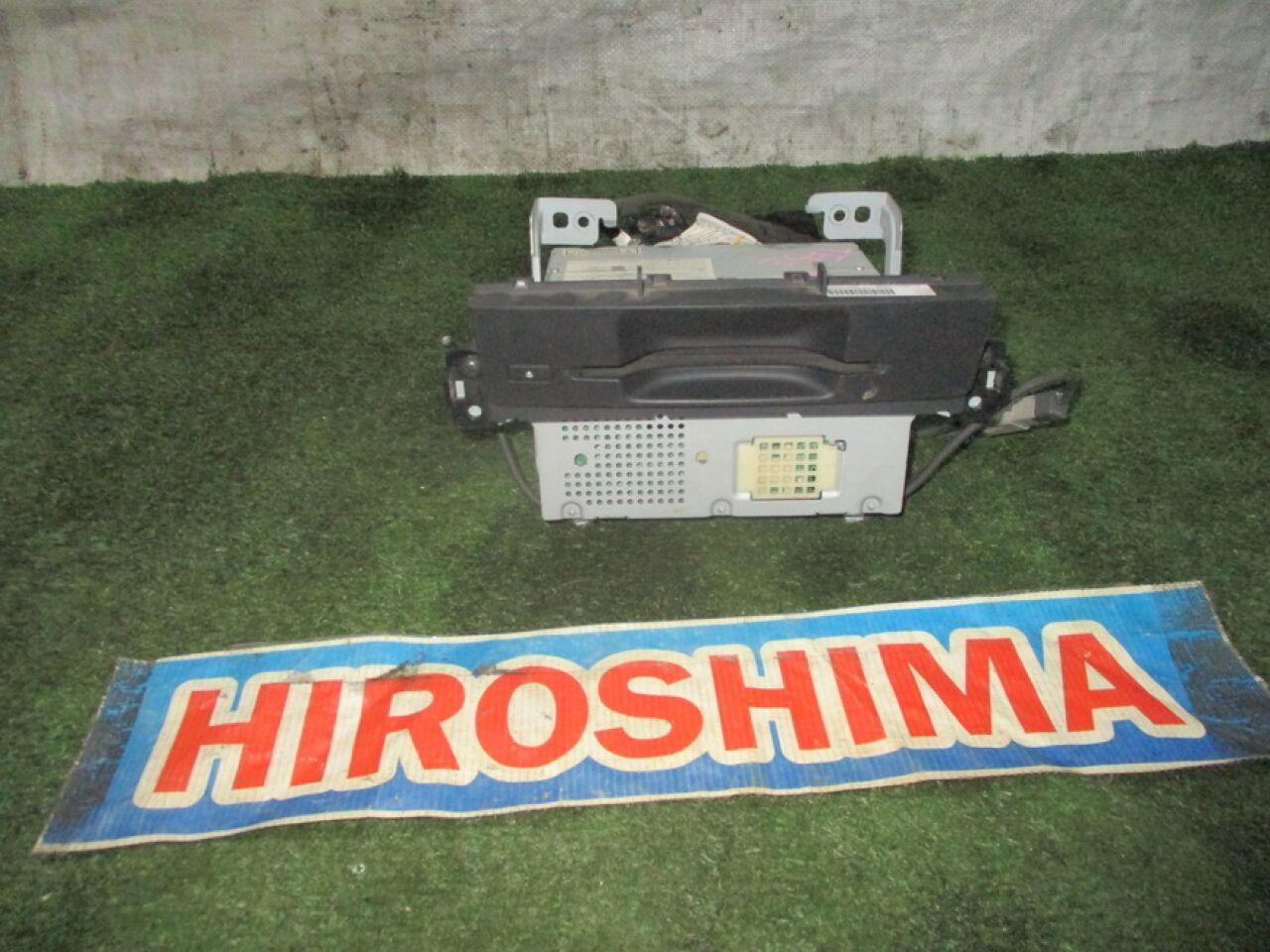 Магнитофон NISSAN ELGRAND TE52 25915 1EK9B 1 ракурс