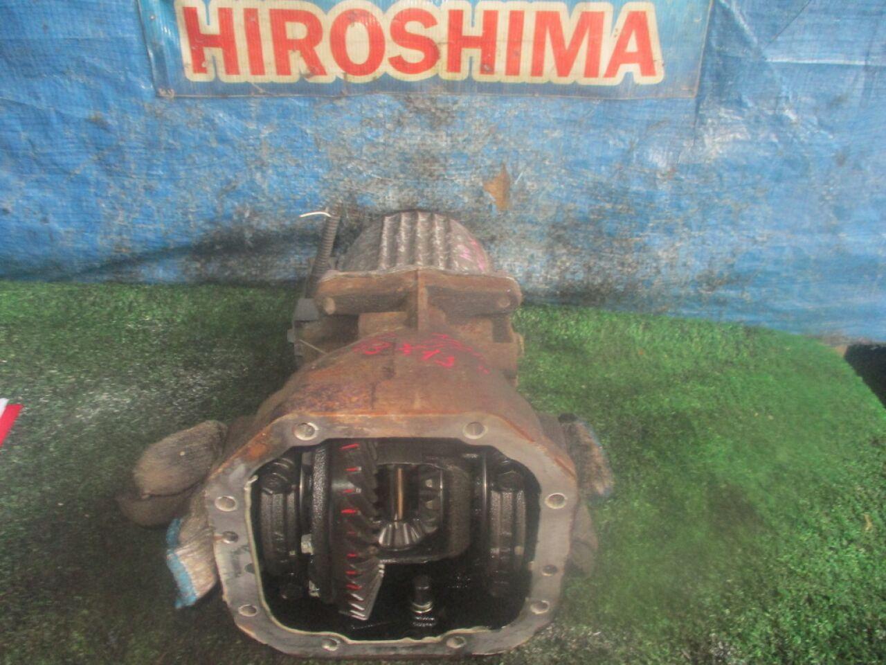 Редуктор задний MITSUBISHI GRANDIS NA4W 4G69 43*13 1 ракурс