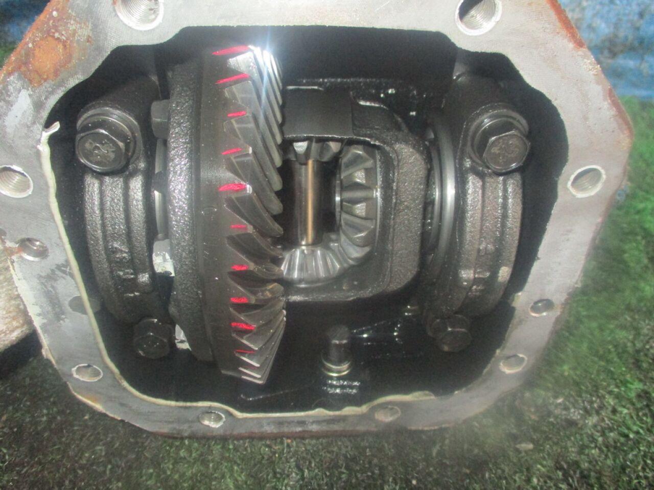 Редуктор задний MITSUBISHI GRANDIS NA4W 4G69 43*13 2 ракурс