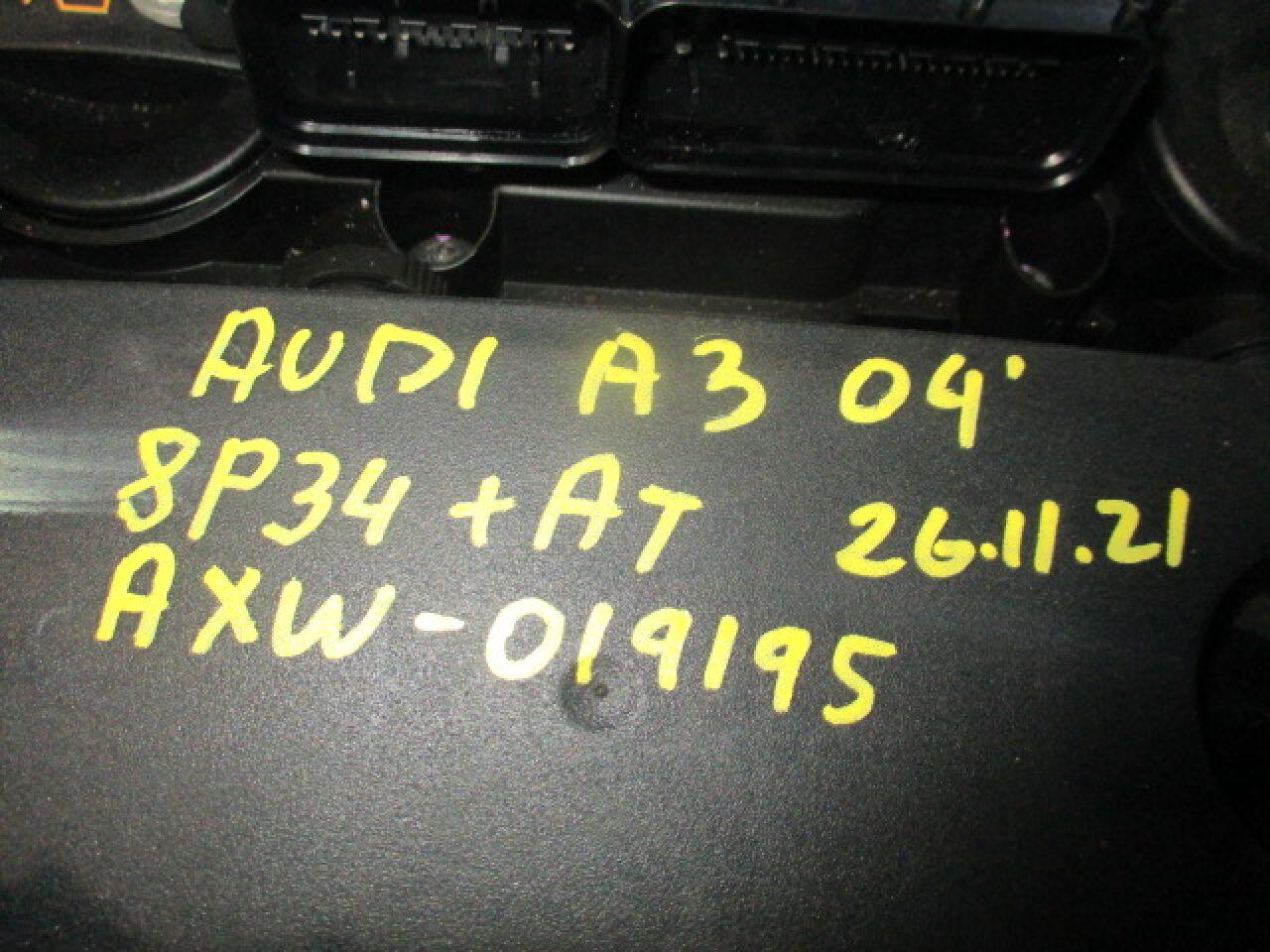 Двигатель AUDI A3 8P AXW 019195 2 ракурс