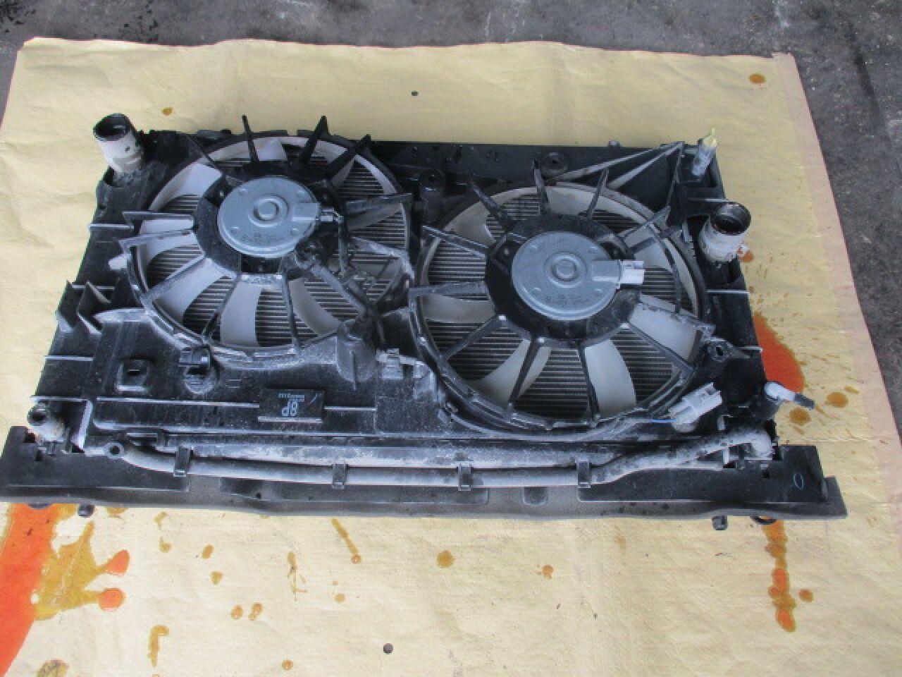 Радиатор основной TOYOTA PRIUS ALPHA ZVW41, ZVW40 2ZR-FXE 16400-37260, G9010-47050, 88460-47170 4 ракурс