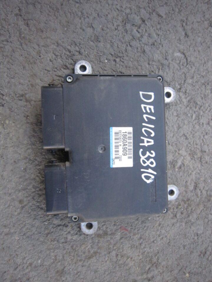 Блок efi MITSUBISHI DELICA D5 CV5W 4B12 1860B020 1 ракурс