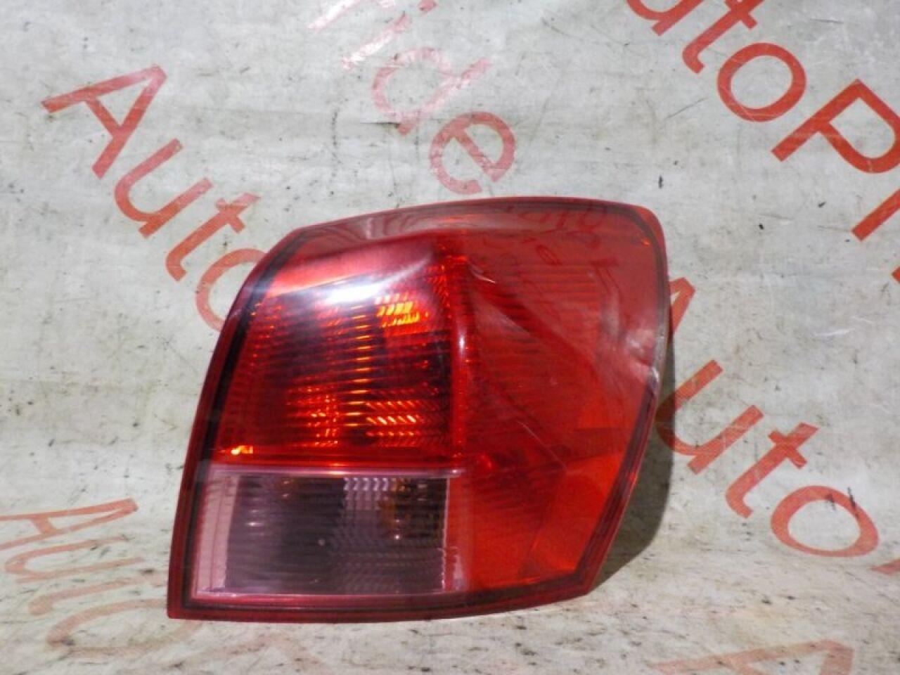 Стоп-сигнал правый NISSAN DUALIS NJ10 ВОВА 1 ракурс