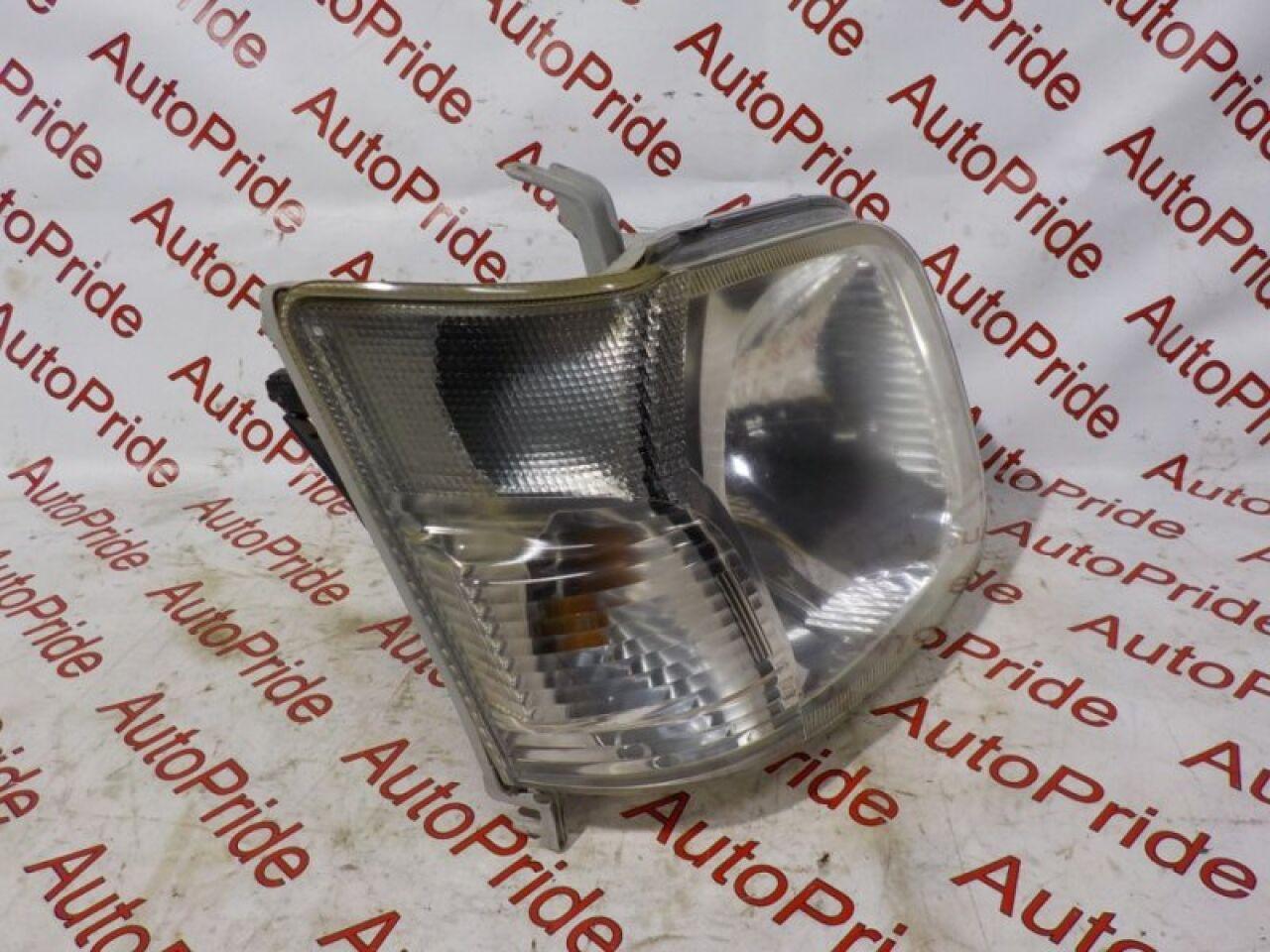 Фара правая DAIHATSU HIJET S330VS331 100-51771 2 ракурс