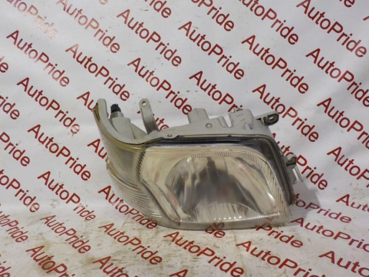 Фара правая DAIHATSU HIJET S330VS331 100-51771 5 ракурс