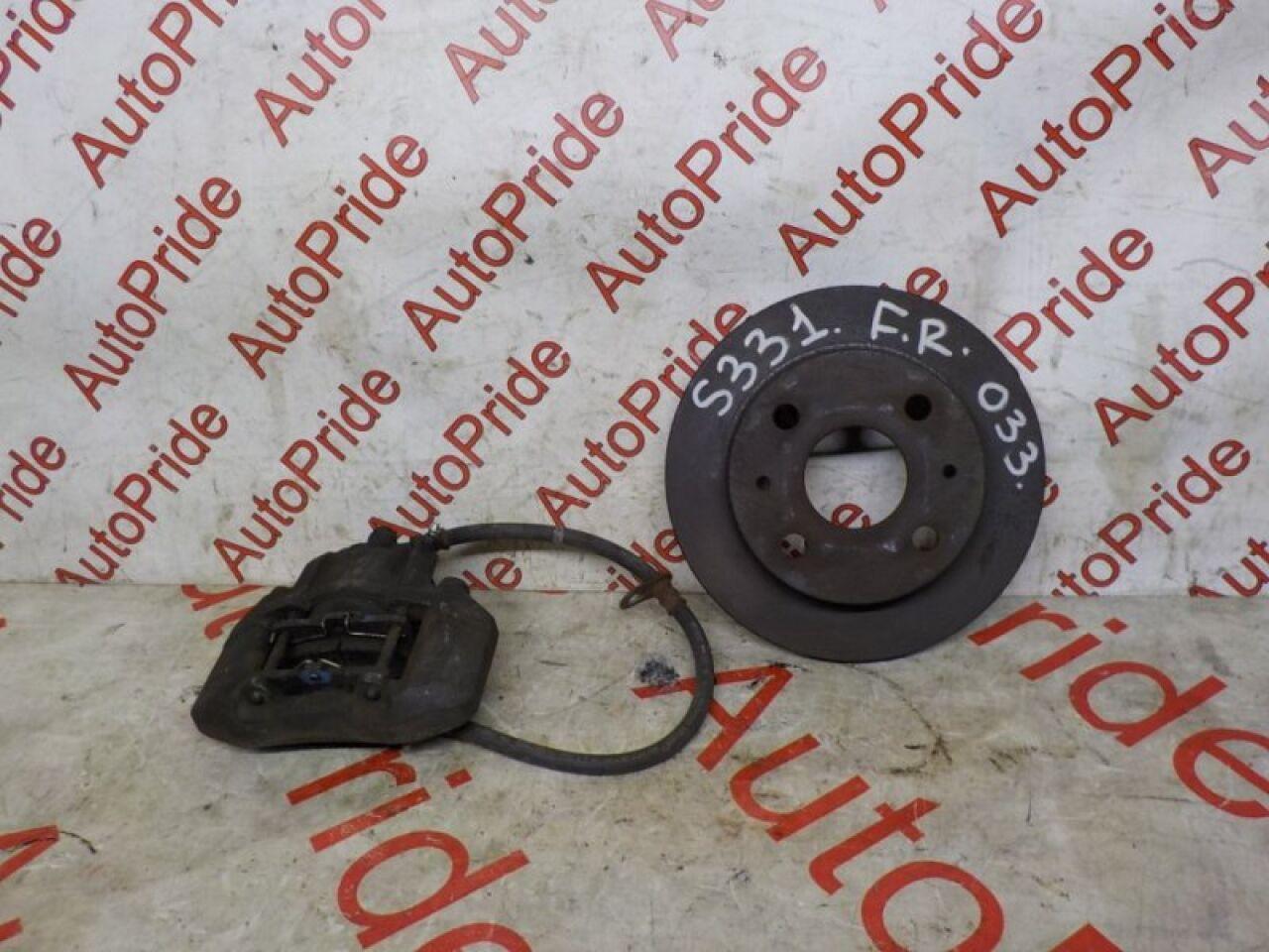 Суппорт правый передний DAIHATSU HIJET S330VS331 1 ракурс