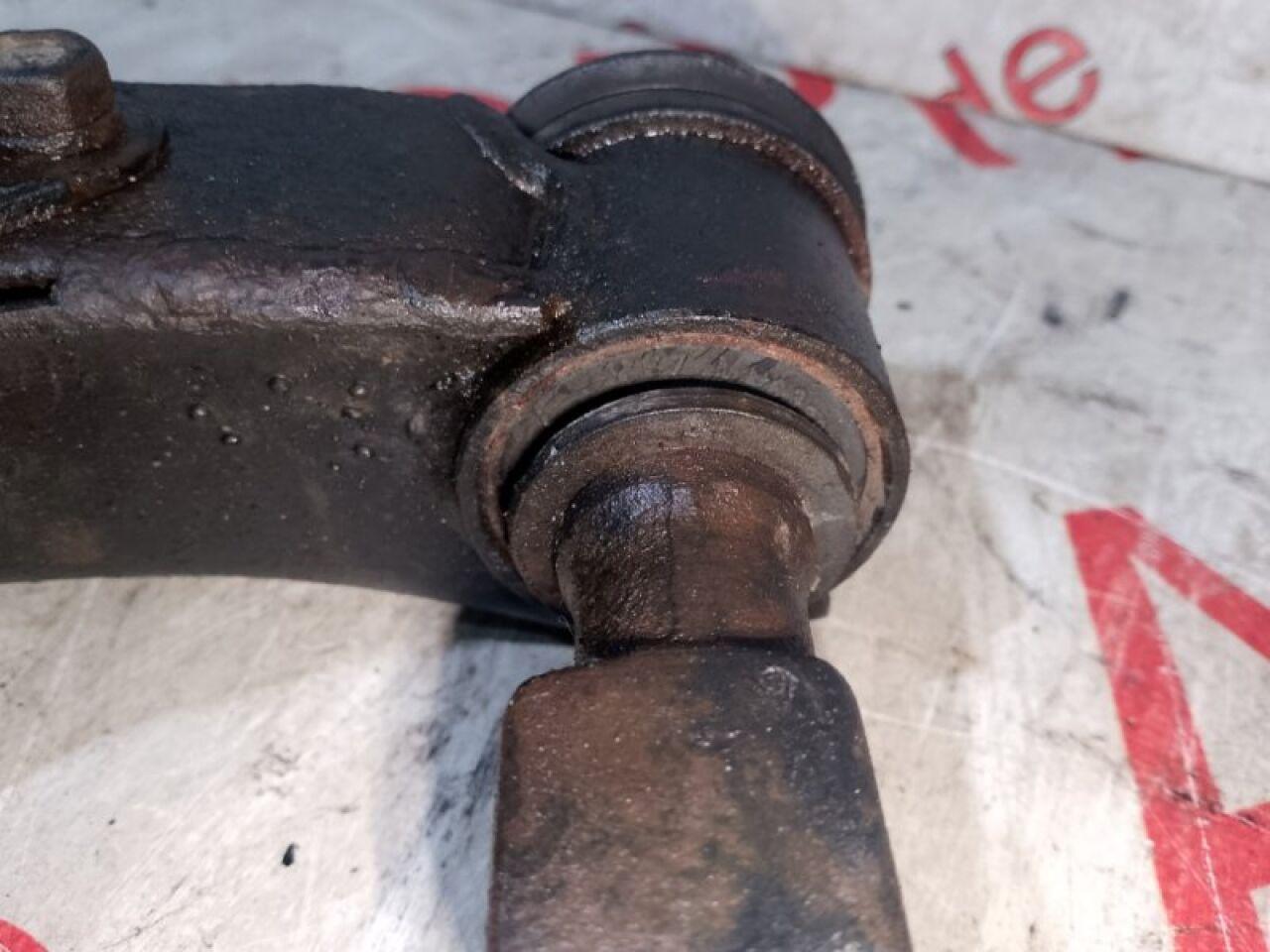 Рычаг правый передний MITSUBISHI PAJERO V24WV44WV26WV46W 4 ракурс