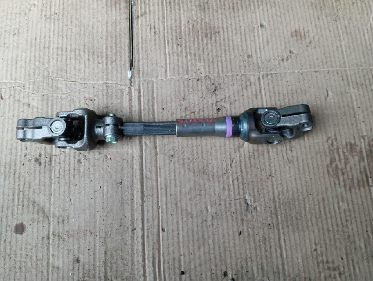 Рулевой карданчик TOYOTA COROLLA AXIO NZE164 NZE161 NRE160 NRE161 NKE165 1NZ-FE 4526052290 4520952050 1 ракурс