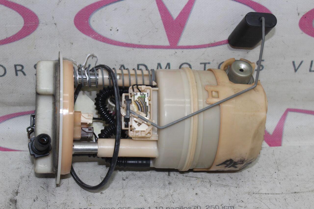 Топливный насос  NISSAN MARCH AK12 CR12-DE 1 ракурс