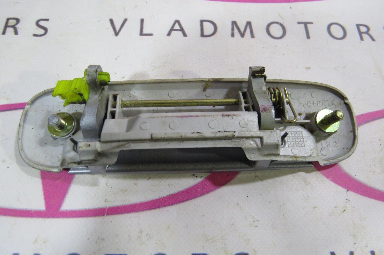 Ручка двери левая передняя MITSUBISHI GRANDIS NA4W 2 ракурс