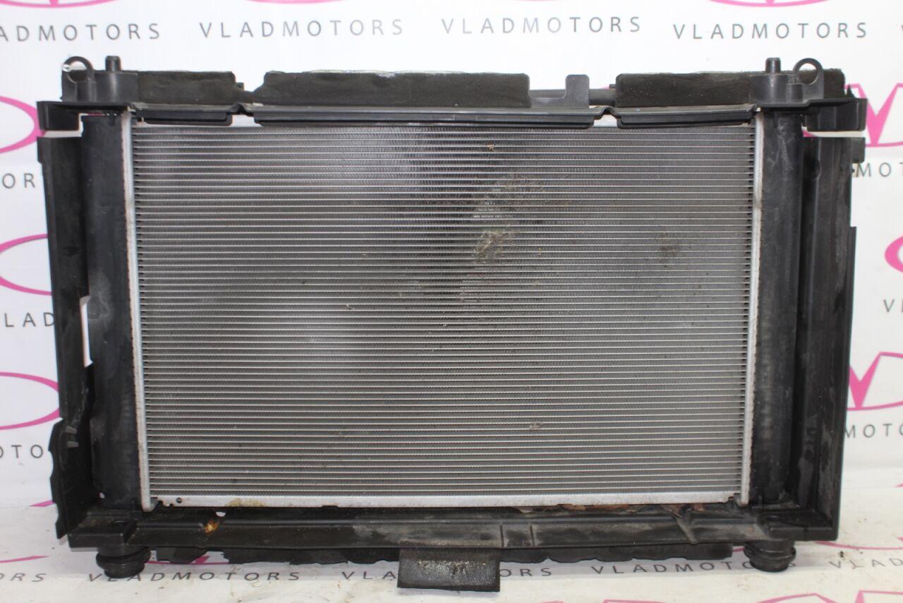 Радиатор основной  TOYOTA PRIUS ZVW30 2ZR-FXE ,16400-37230 1 ракурс
