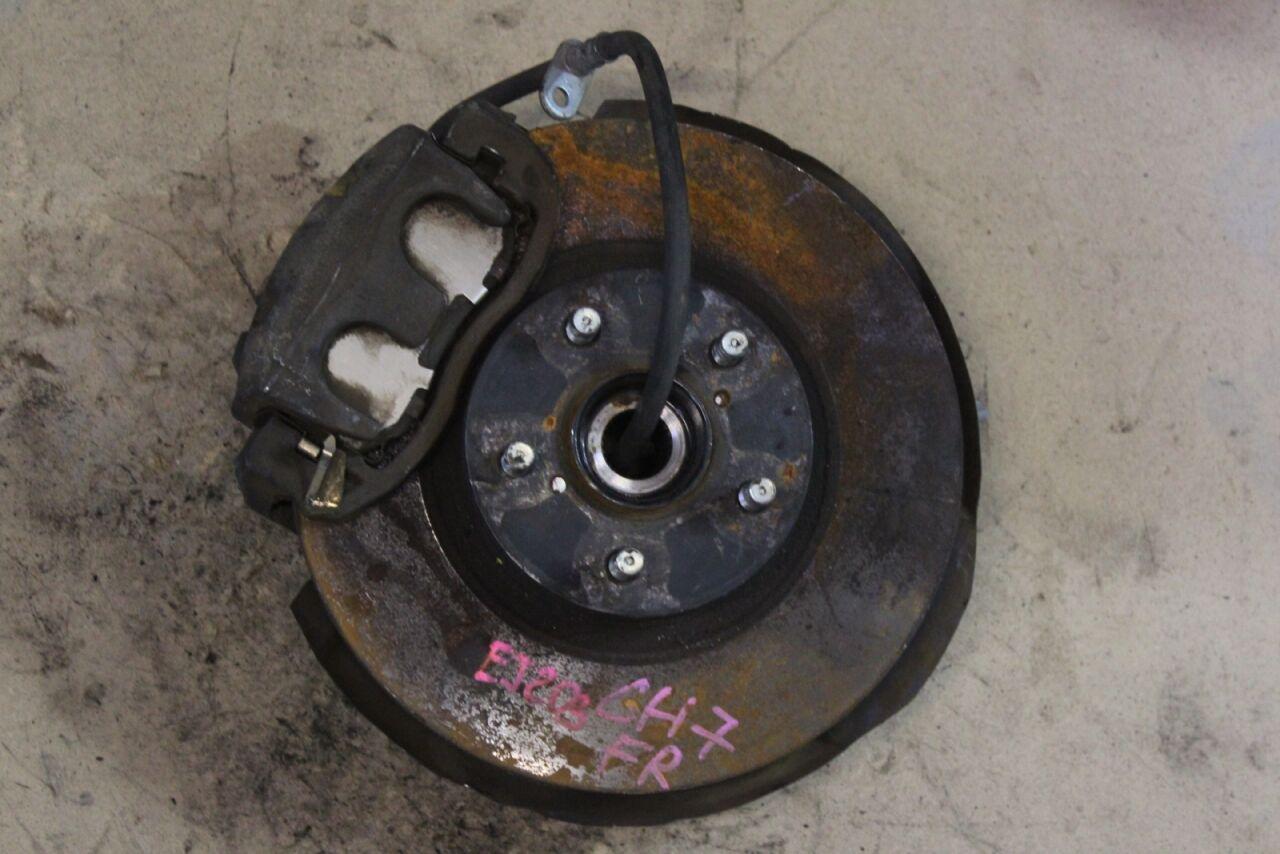 Ступица правая передняя SUBARU IMPREZA GH7 EJ203 28313AG020 1 ракурс