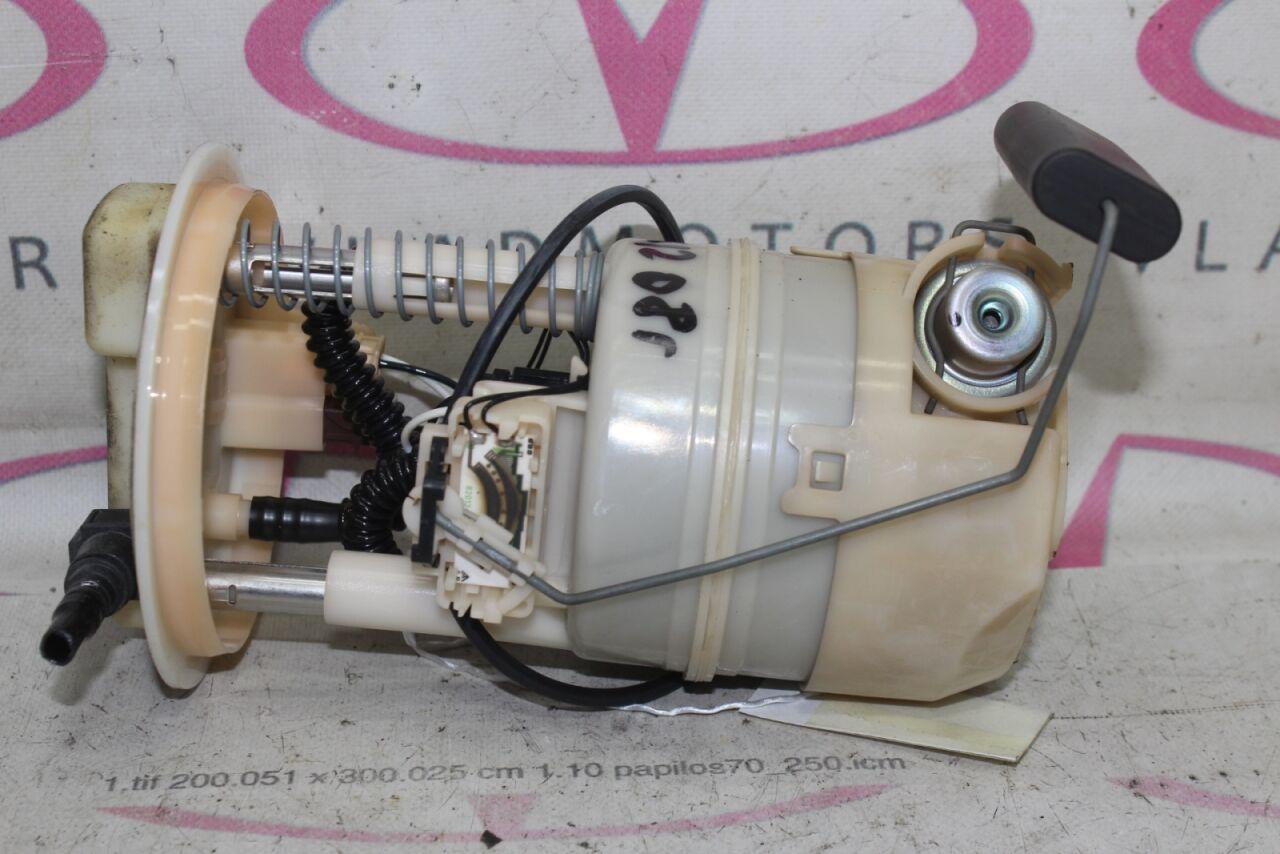 Топливный насос  NISSAN MARCH AK12 CR12-DE 1 ракурс