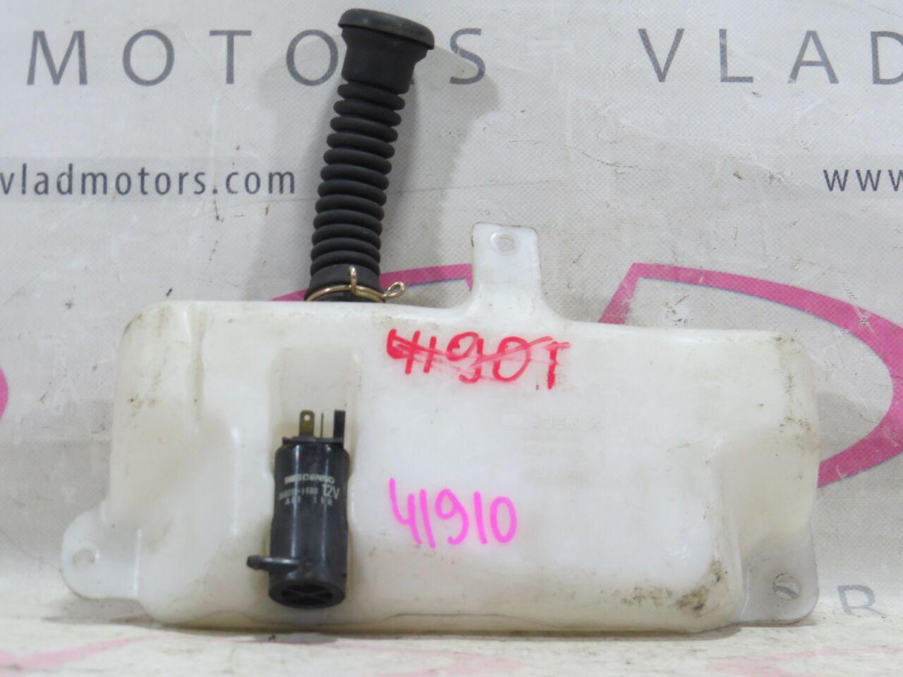 Бачок стеклоомывателя MITSUBISHI GTO Z15A MB622985 1 ракурс Бачок стеклоомывателя MITSUBISHI GTO Z15A MB622985 1 ракурс