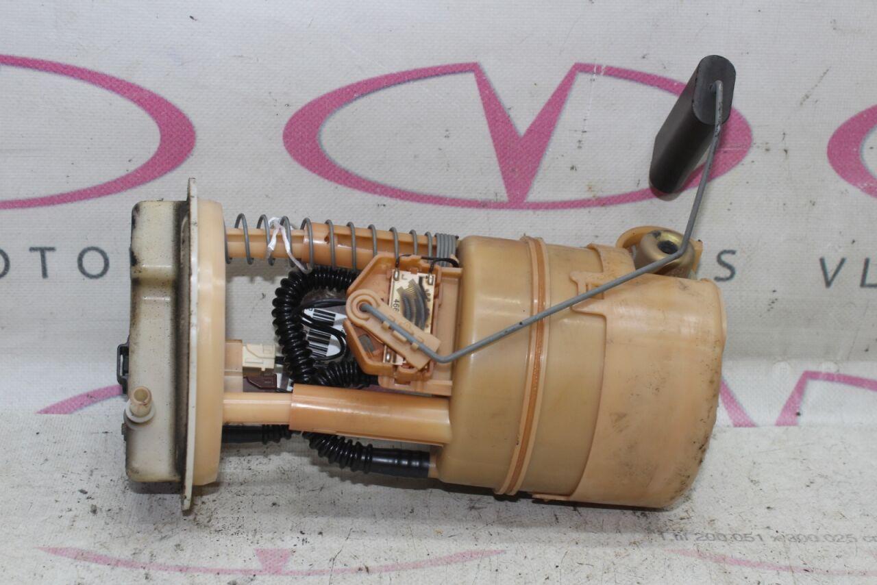 Топливный насос  NISSAN MARCH AK12 CR12-DE 1 ракурс