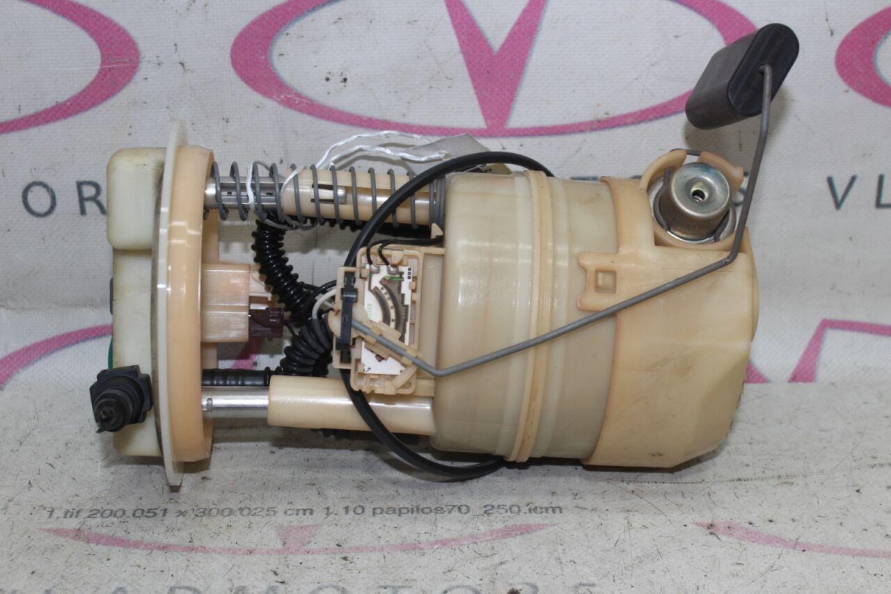 Топливный насос  NISSAN MARCH AK12 CR12-DE 1 ракурс