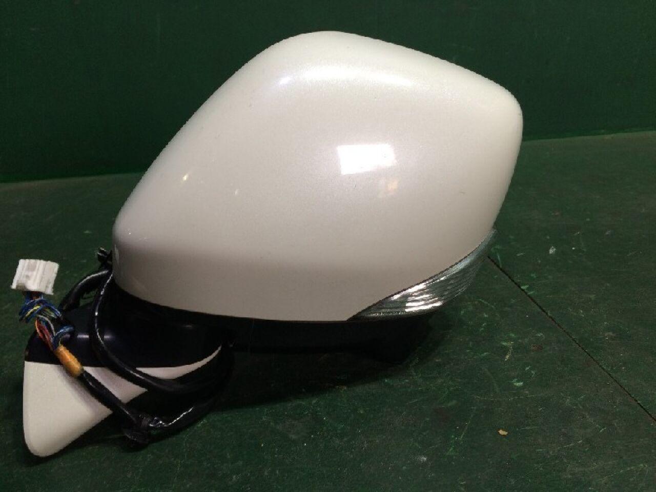 Зеркало левое NISSAN ELGRAND PE52 - 2 ракурс