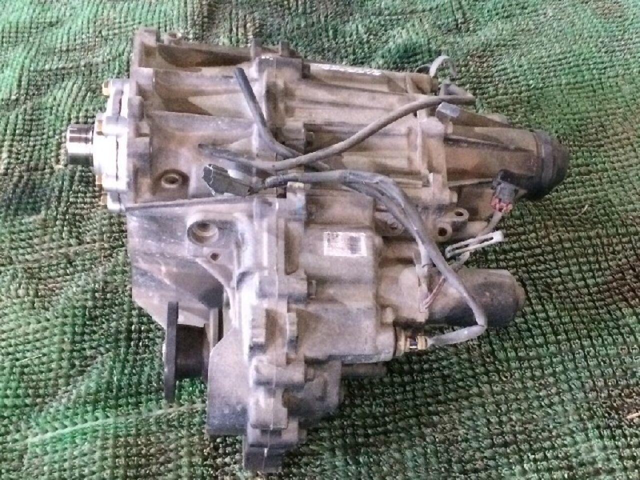 Раздаточная коробка задняя NISSAN ELGRAND NE51 VQ35DE - 3 ракурс