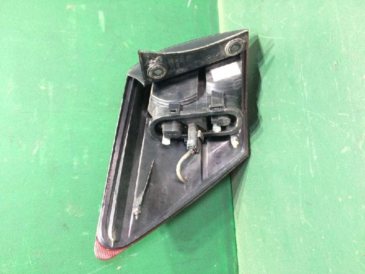 Стоп-сигнал правый задний NISSAN DUALIS KJ10 - 2 ракурс