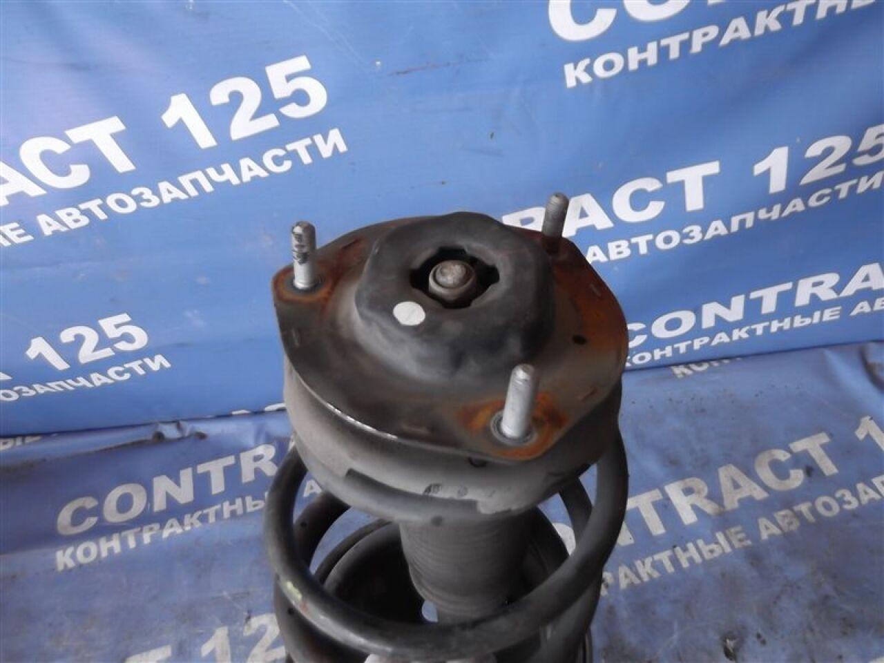 Стойка левая передняя TOYOTA HARRIER MCU35W 1MZ-FE 2 ракурс