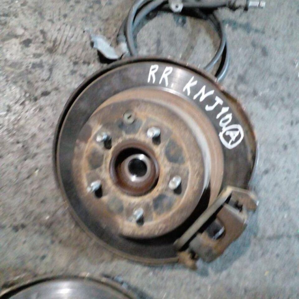 Ступица правая задняя NISSAN DUALIS KNJ10 MR20DE 4WD 4 ракурс