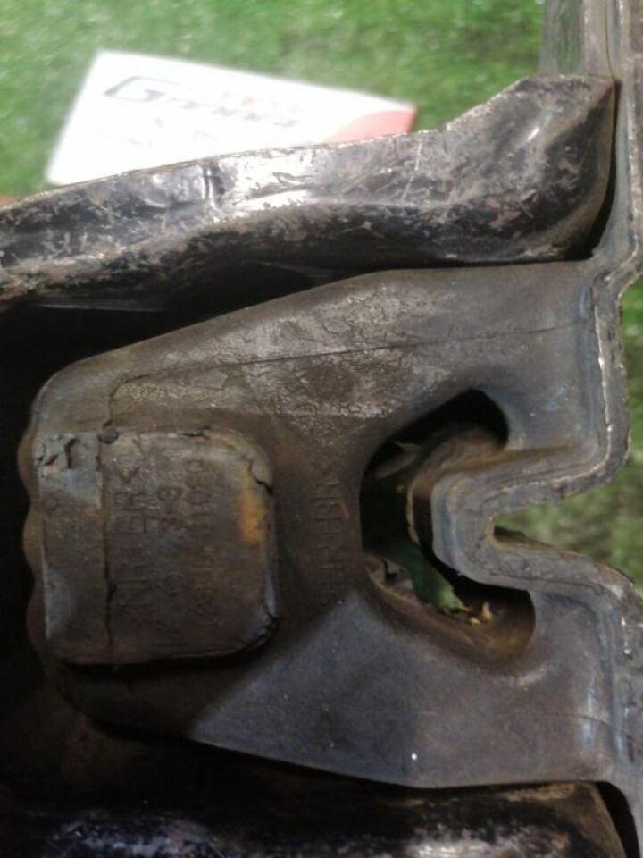 Подушка двигателя левая DAIHATSU BOON M300S 1KRFE 2 ракурс