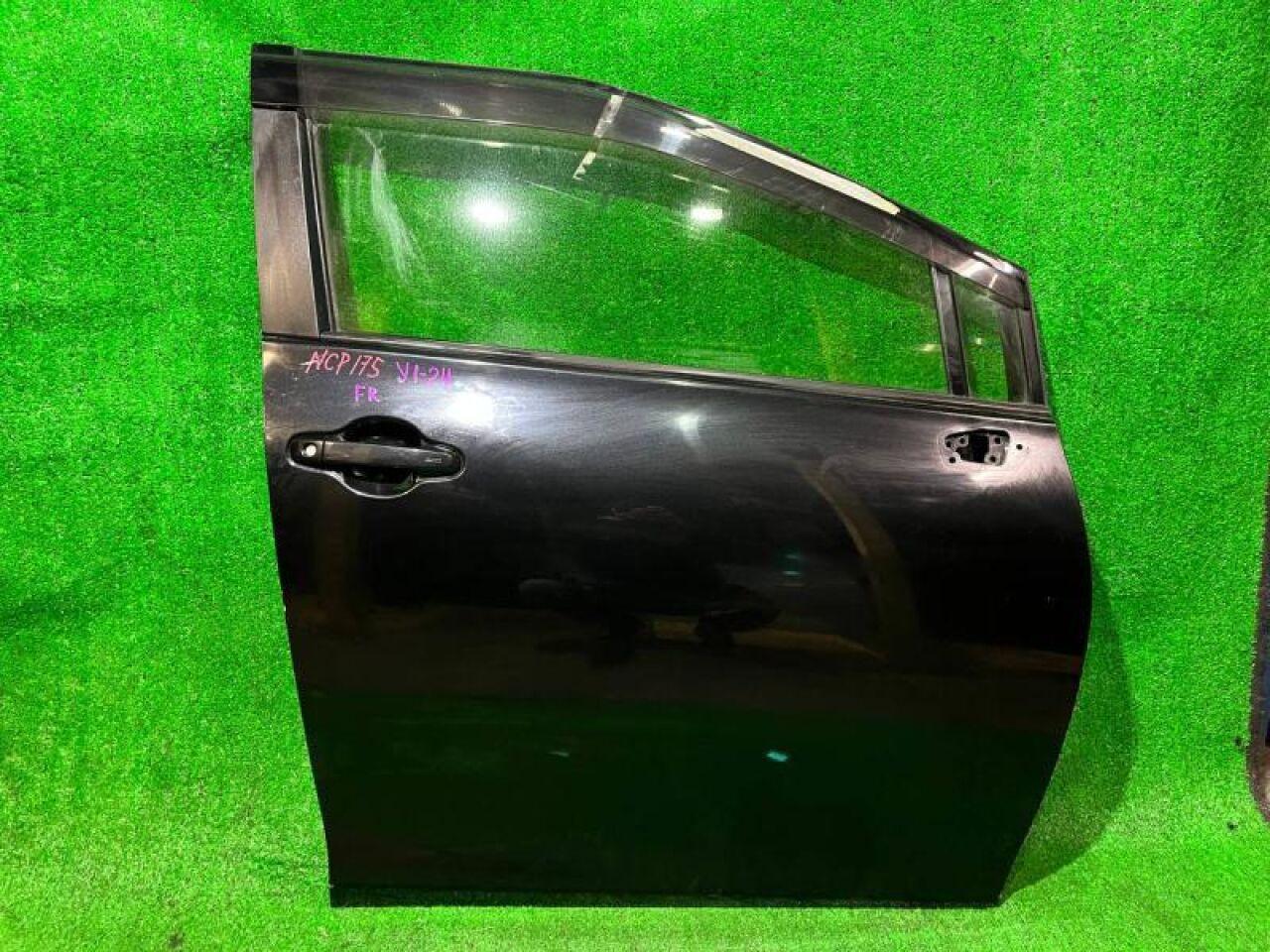 Дверь правая передняя TOYOTA SIENTA NCP175 1NZFE 1 ракурс