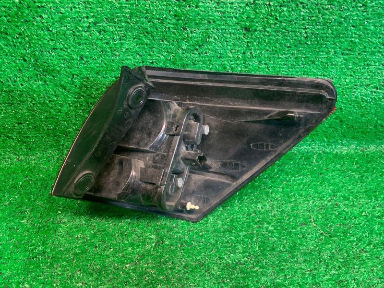 Стоп-сигнал левый NISSAN DUALIS KJ10 MR20DE VALEO 4 ракурс Стоп-сигнал левый NISSAN DUALIS KJ10 MR20DE VALEO 4 ракурс