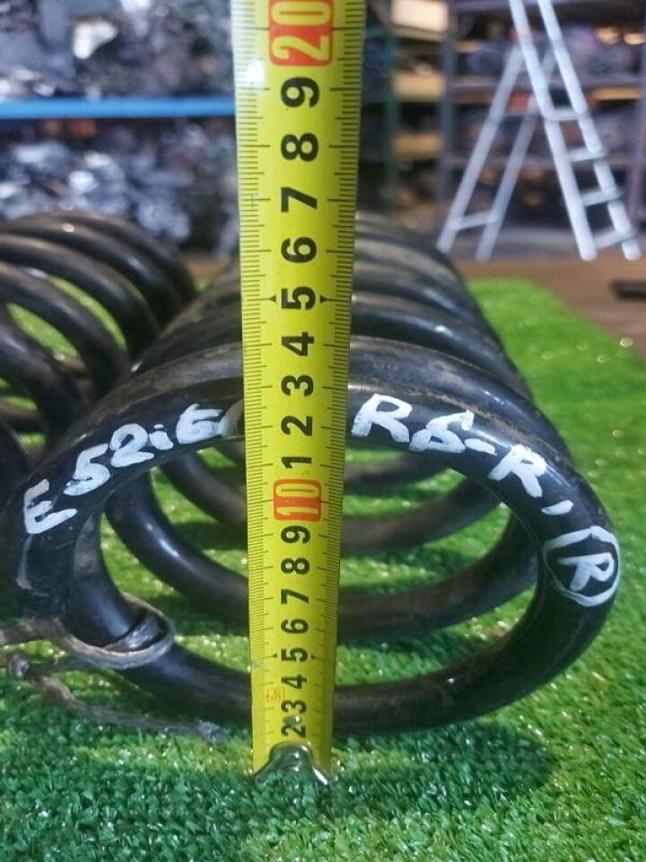 Пружина задняя NISSAN ELGRAND E52 1 ракурс