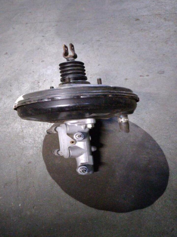 Главный тормозной цилиндр MITSUBISHI I HA1W 3B20 1 ракурс Главный тормозной цилиндр MITSUBISHI I HA1W 3B20 1 ракурс