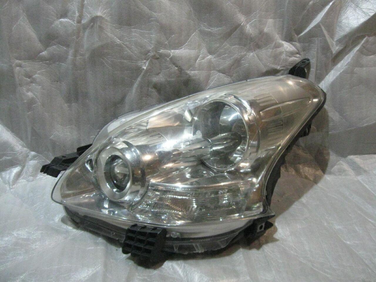 Фара левая  TOYOTA RACTIS NCP100 ,52-189 1 ракурс