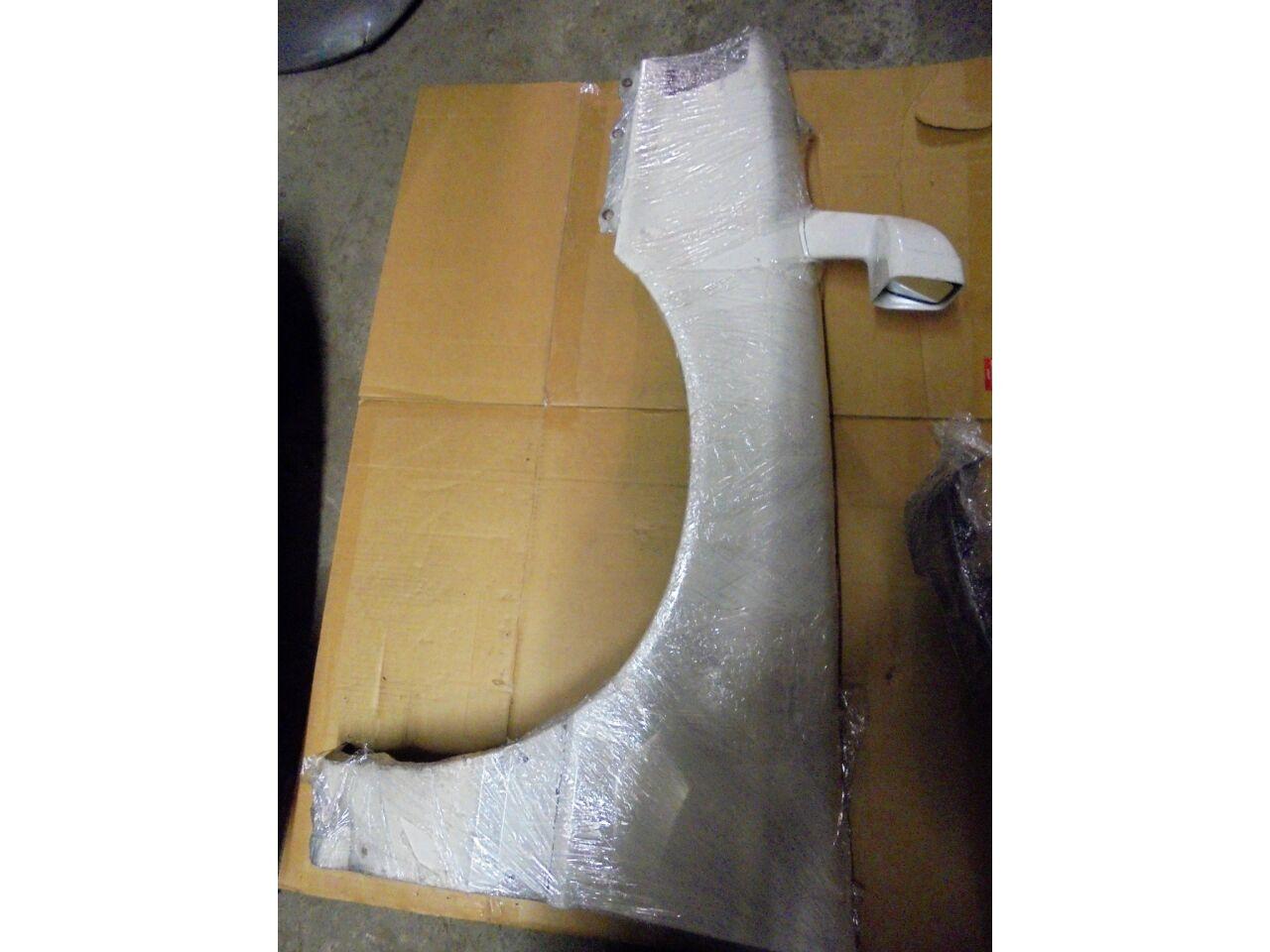 Крыло левое переднее MITSUBISHI GALANT E33A 1 ракурс Крыло левое переднее MITSUBISHI GALANT E33A 1 ракурс