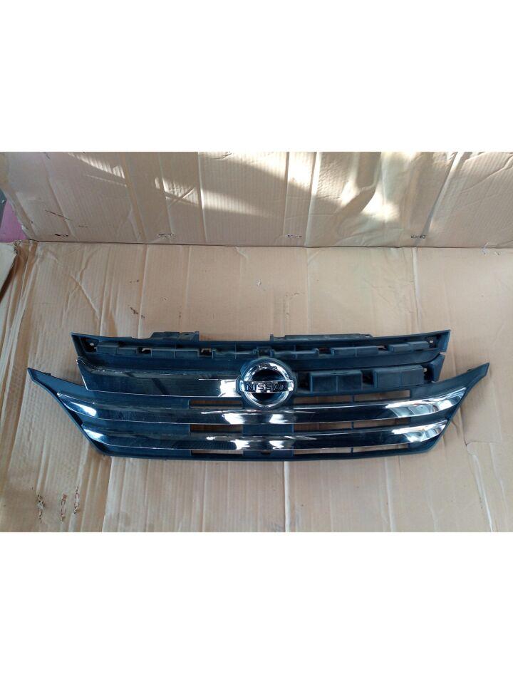 Решетка радиатора NISSAN DAYZ ROOX B21A 1 ракурс