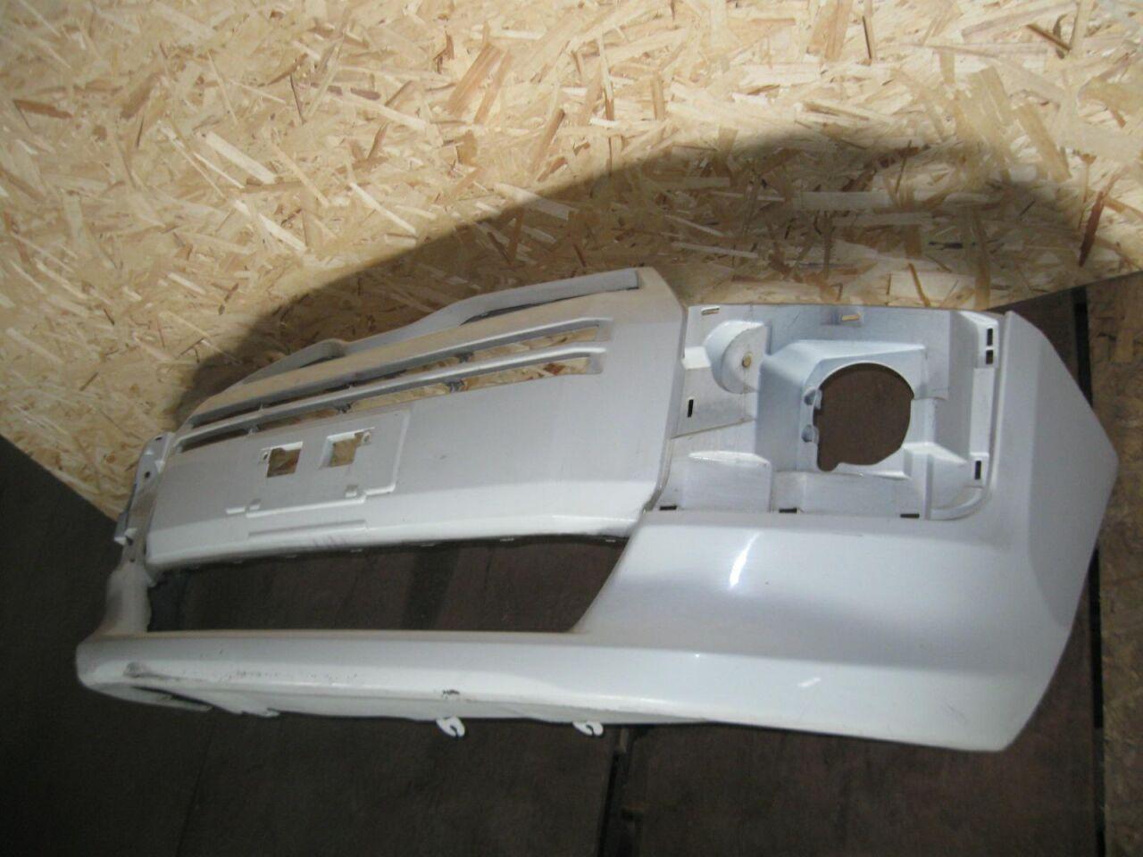 Бампер передний TOYOTA PROBOX NCP160 3 ракурс